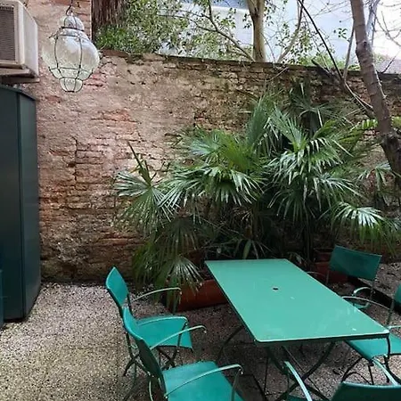 Calle Dei Furlani - Con Cortile
